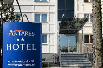 Hotel Antares 3*
